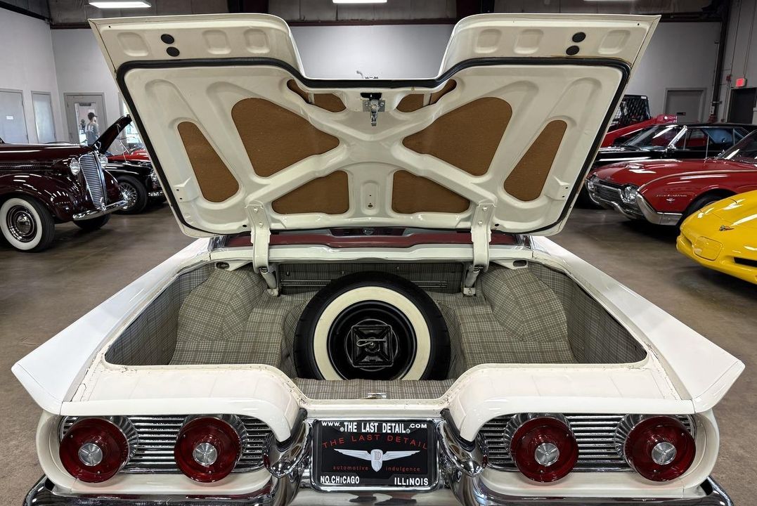 1959 Ford Thunderbird Hardtop