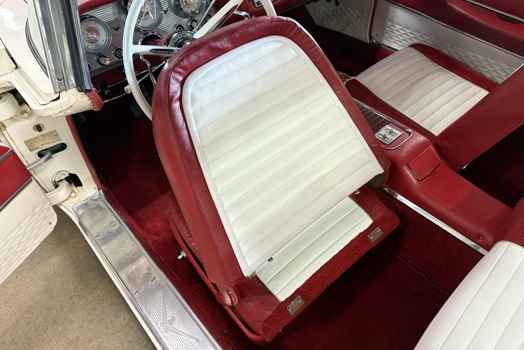 1959 Ford Thunderbird Hardtop