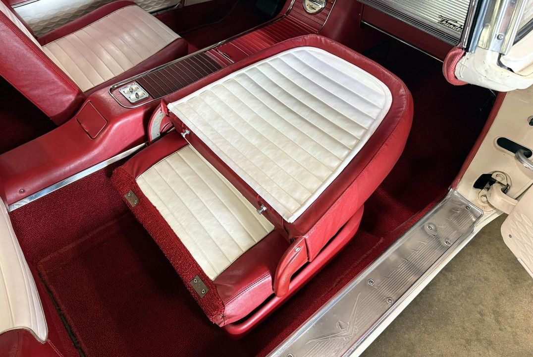 1959 Ford Thunderbird Hardtop