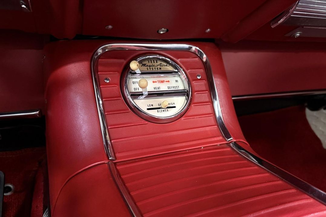 1959 Ford Thunderbird Hardtop