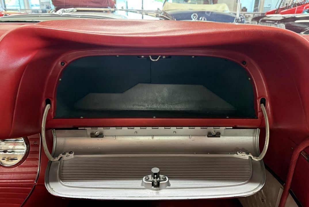 1959 Ford Thunderbird Hardtop