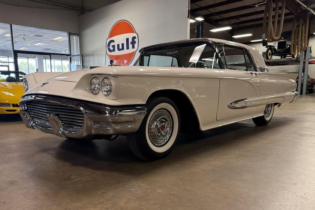 1959 Ford Thunderbird Hardtop