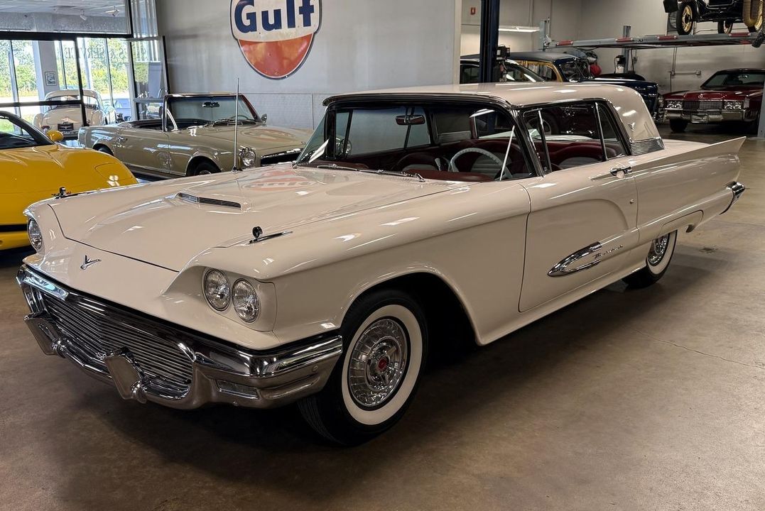 1959 Ford Thunderbird Hardtop