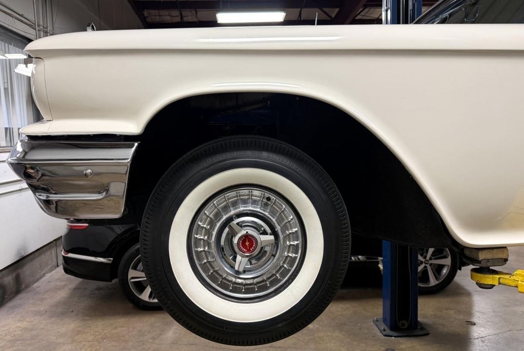 1959 Ford Thunderbird Hardtop