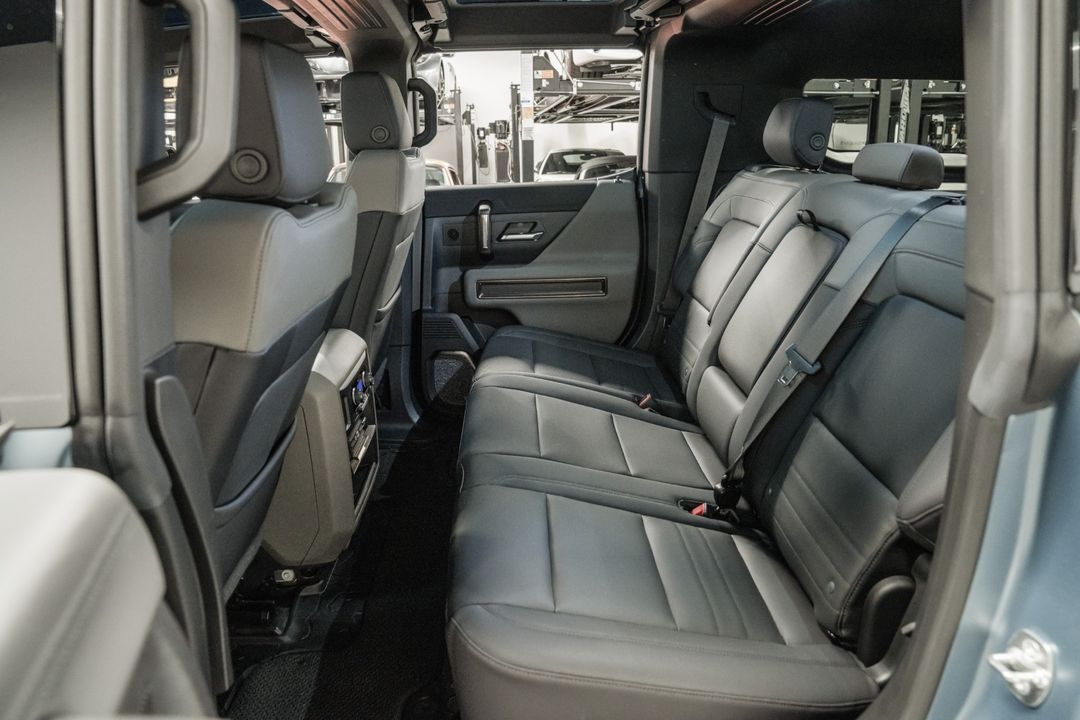 2024 GMC HUMMER EV