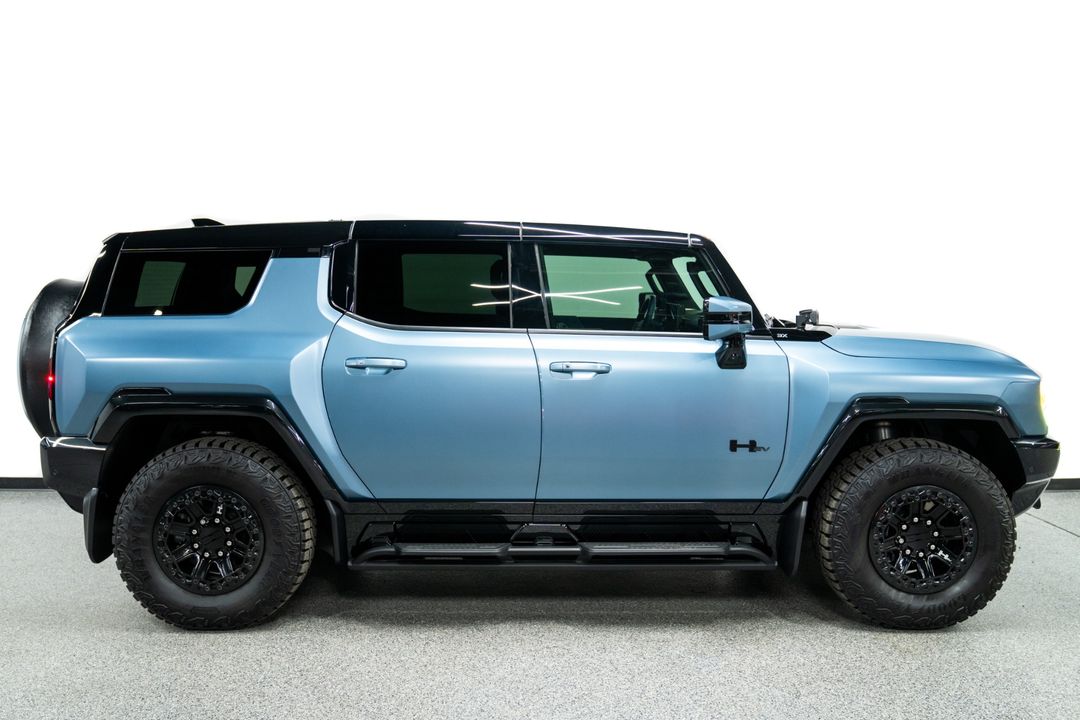 2024 GMC HUMMER EV