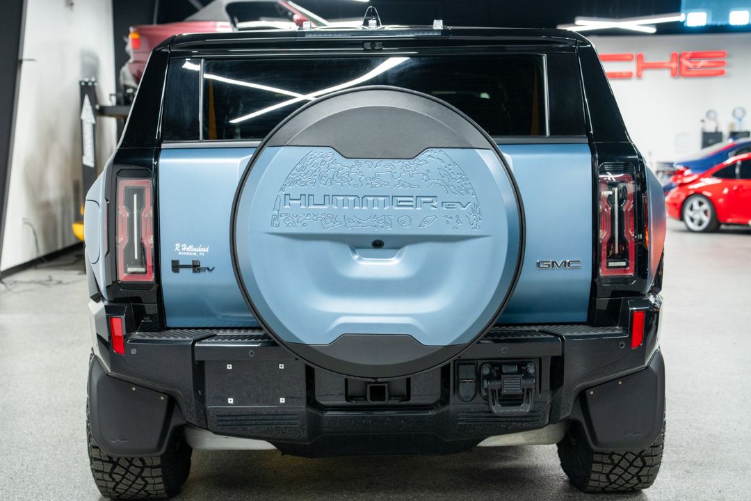 2024 GMC HUMMER EV