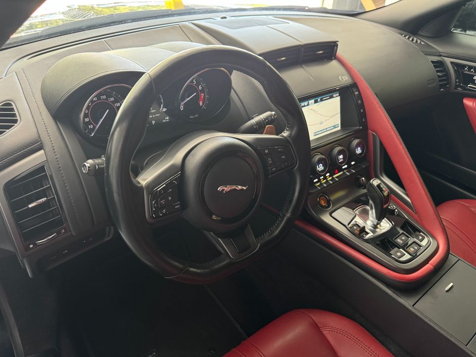 2017 Jaguar F-TYPE