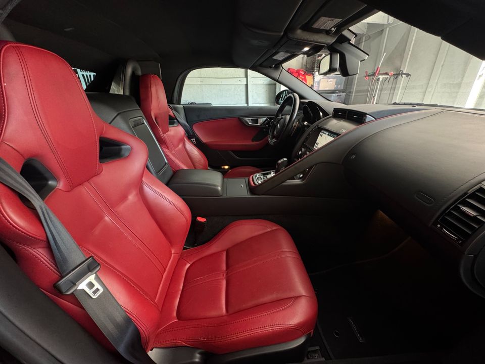 2017 Jaguar F-TYPE