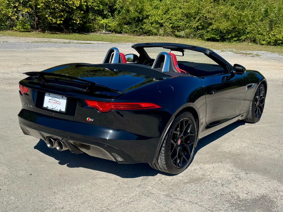 2017 Jaguar F-TYPE