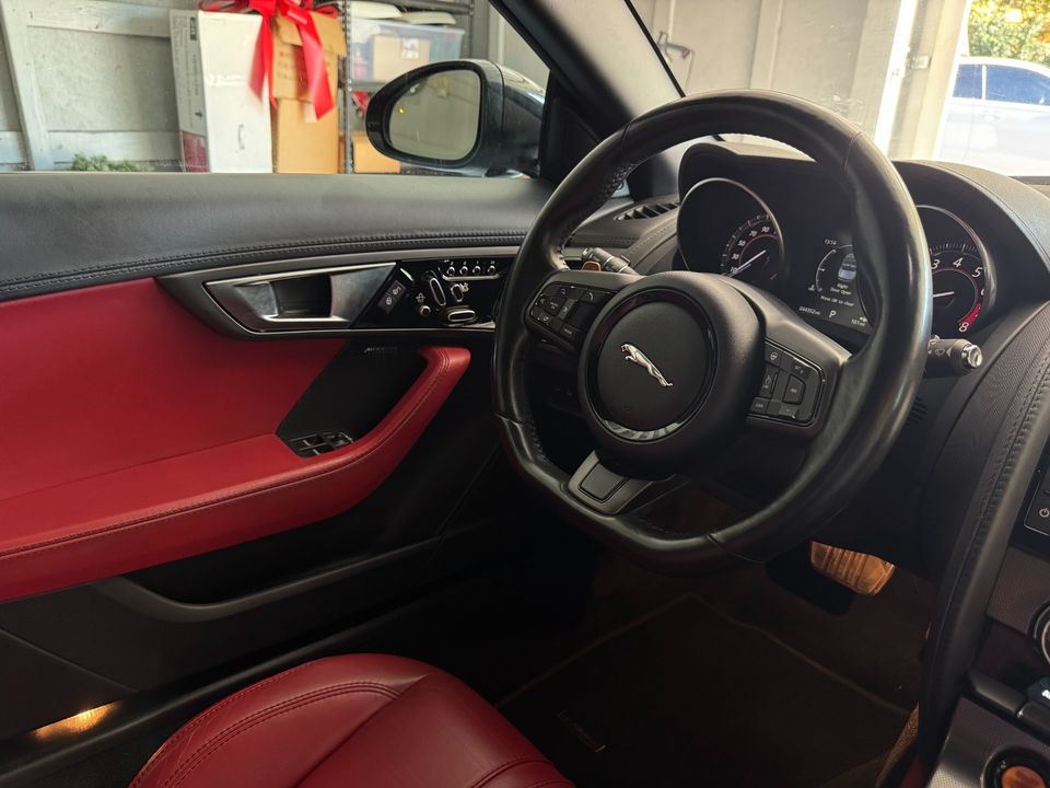 2017 Jaguar F-TYPE