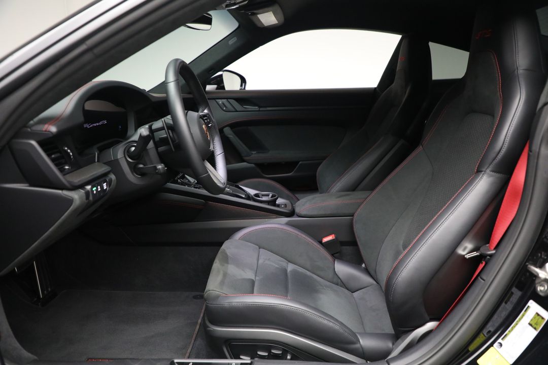 2025 Porsche 911