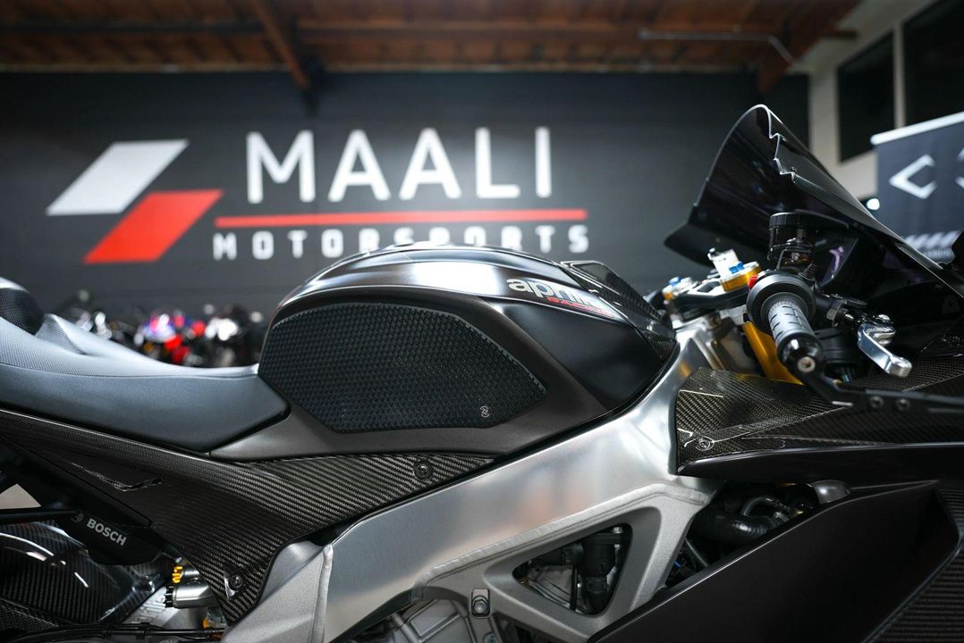 2019 Aprilia RSV4 RF