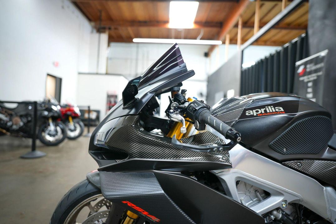 2019 Aprilia RSV4 RF