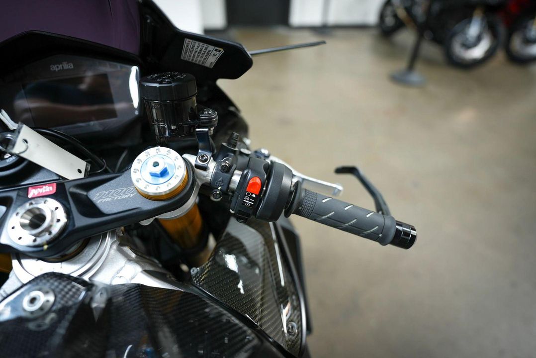 2019 Aprilia RSV4 RF