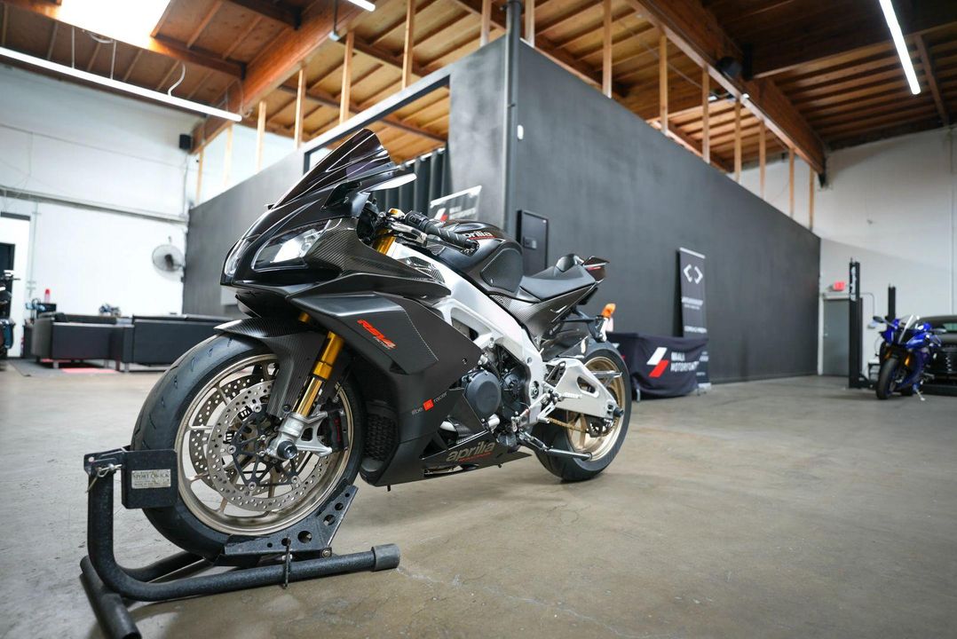 2019 Aprilia RSV4 RF