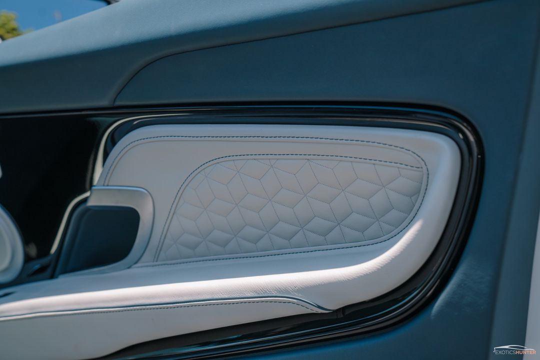 2019 Aston Martin DBS