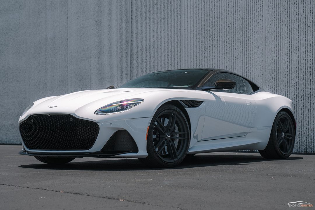 2019 Aston Martin DBS