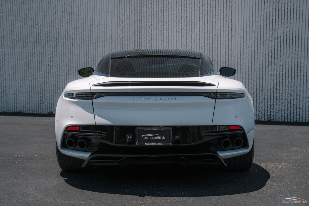 2019 Aston Martin DBS