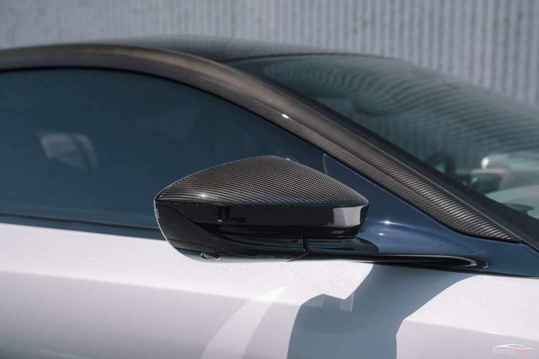 2019 Aston Martin DBS
