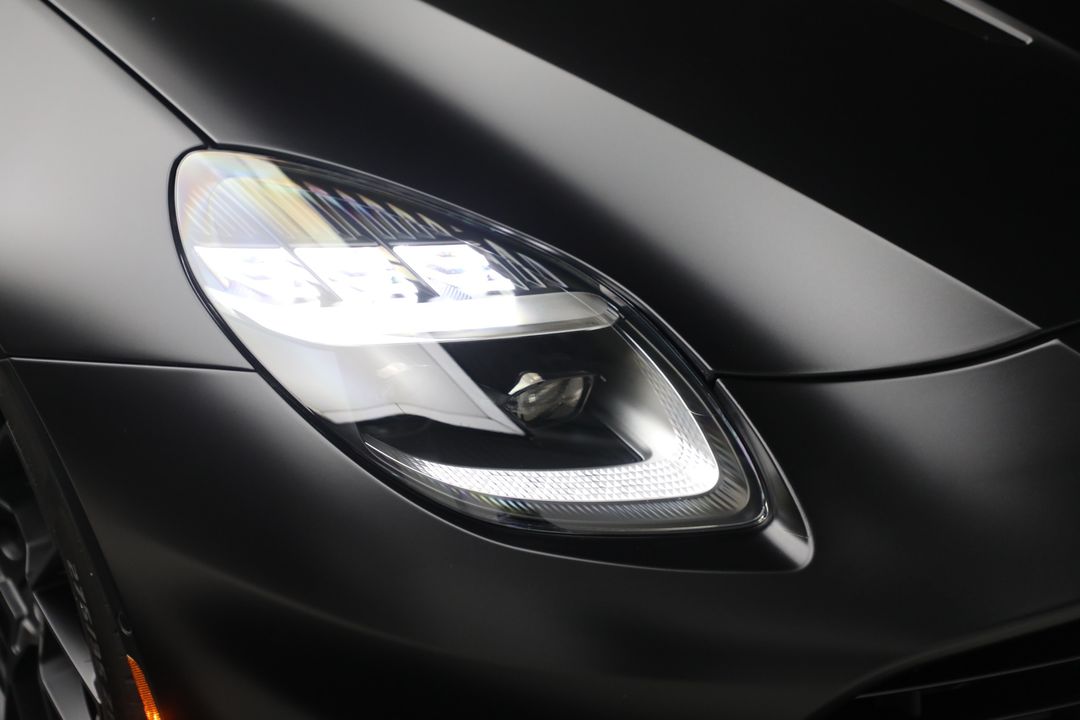 2025 Aston Martin Vanquish