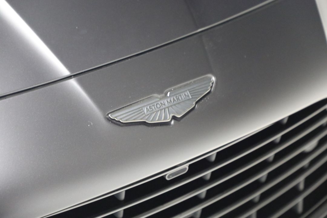 2025 Aston Martin Vanquish