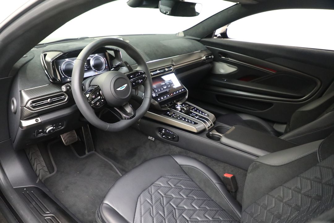 2025 Aston Martin Vanquish