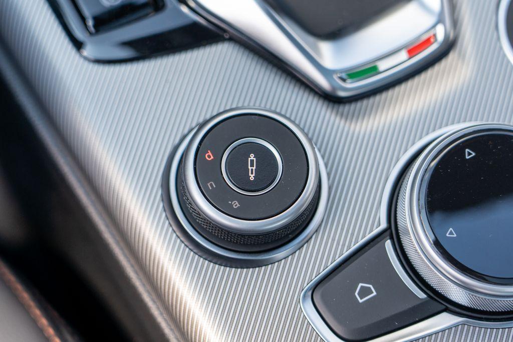 2025 Alfa Romeo Giulia