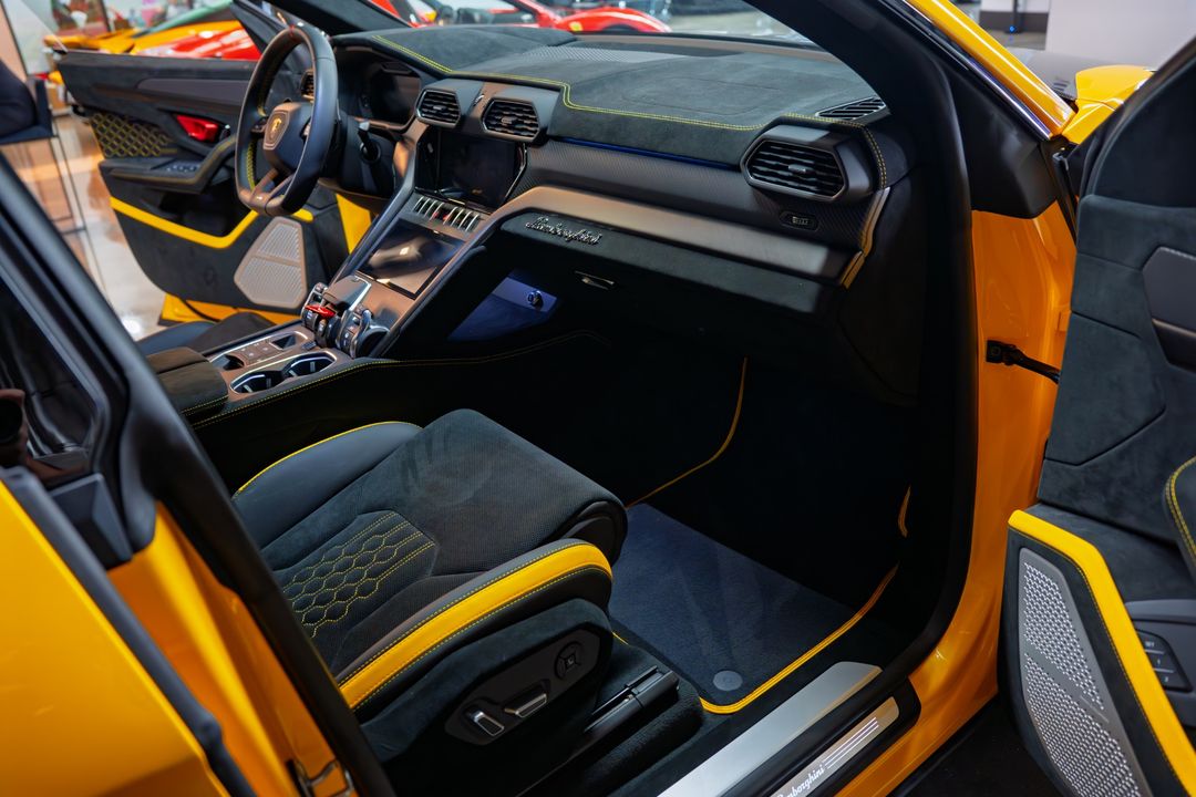 2024 Lamborghini Urus
