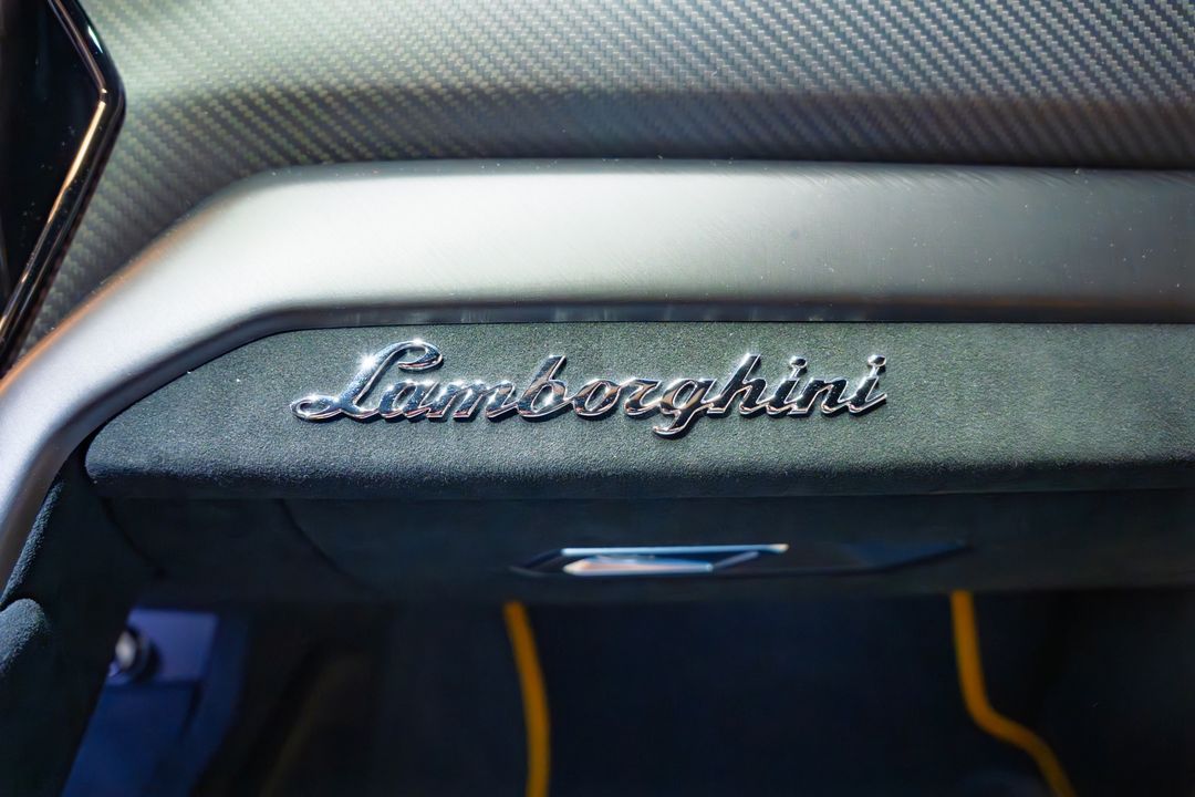 2024 Lamborghini Urus