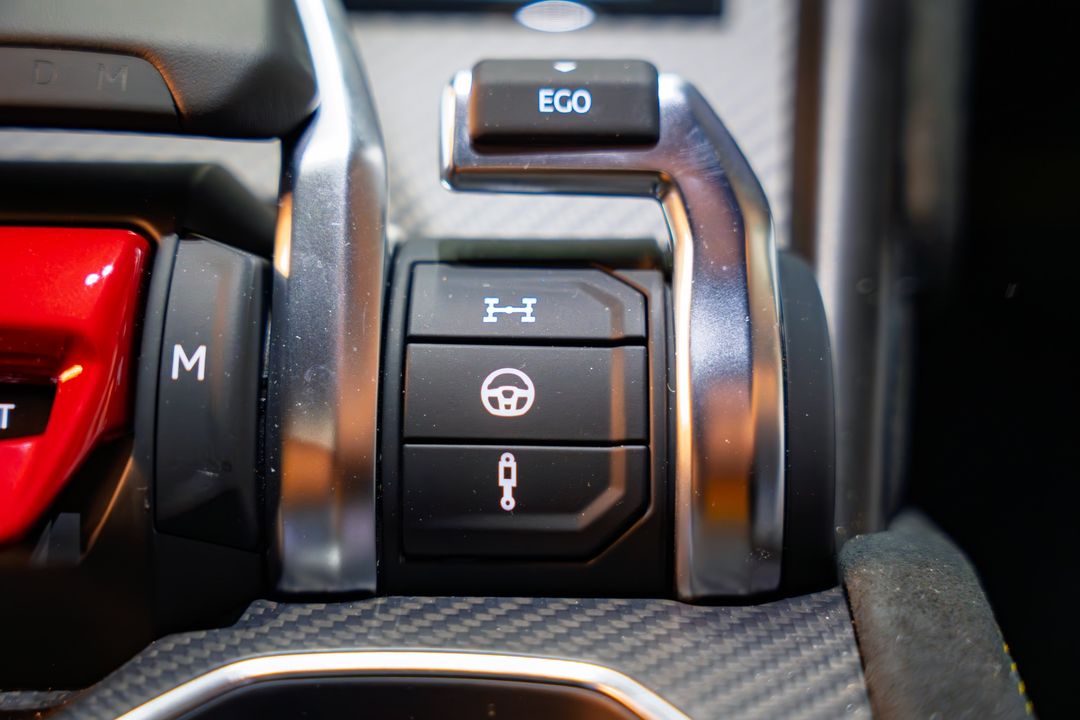 2024 Lamborghini Urus