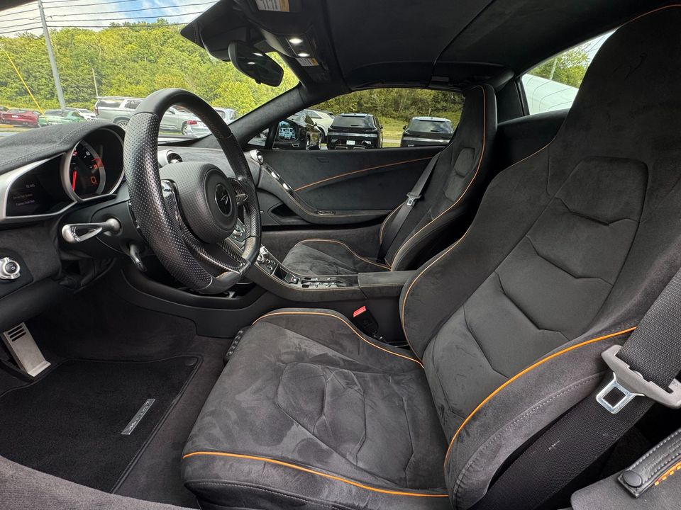 2016 McLaren 650S