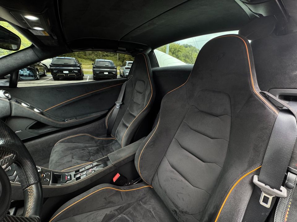 2016 McLaren 650S