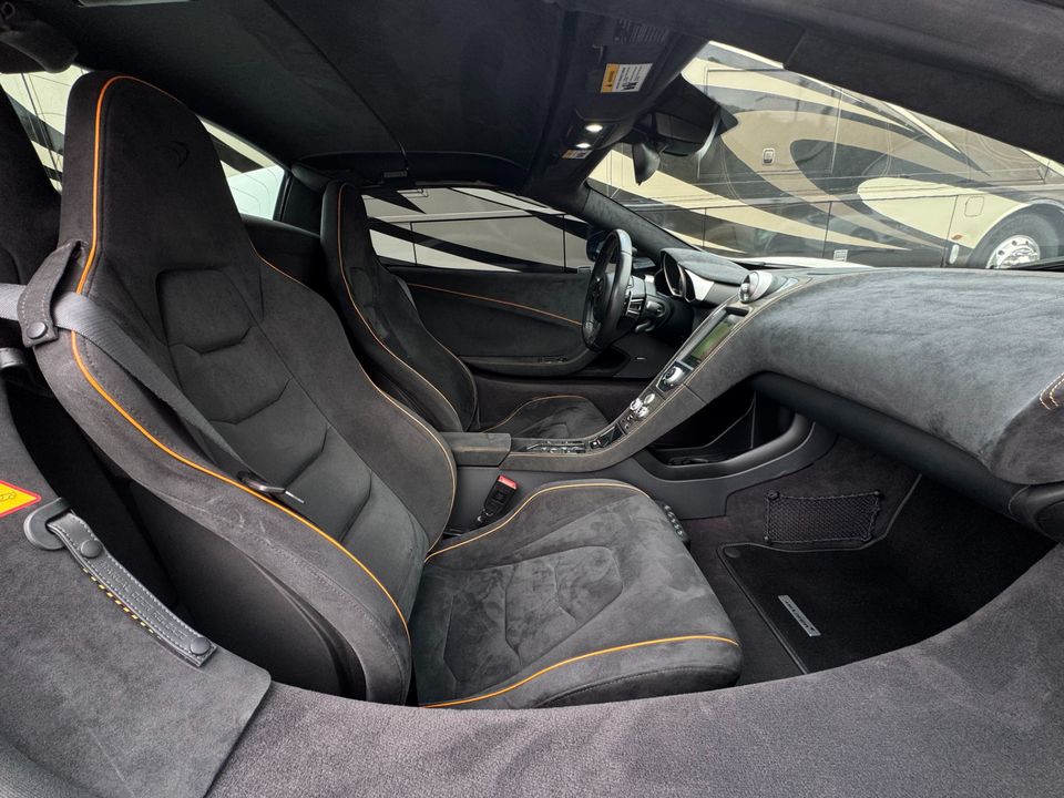 2016 McLaren 650S