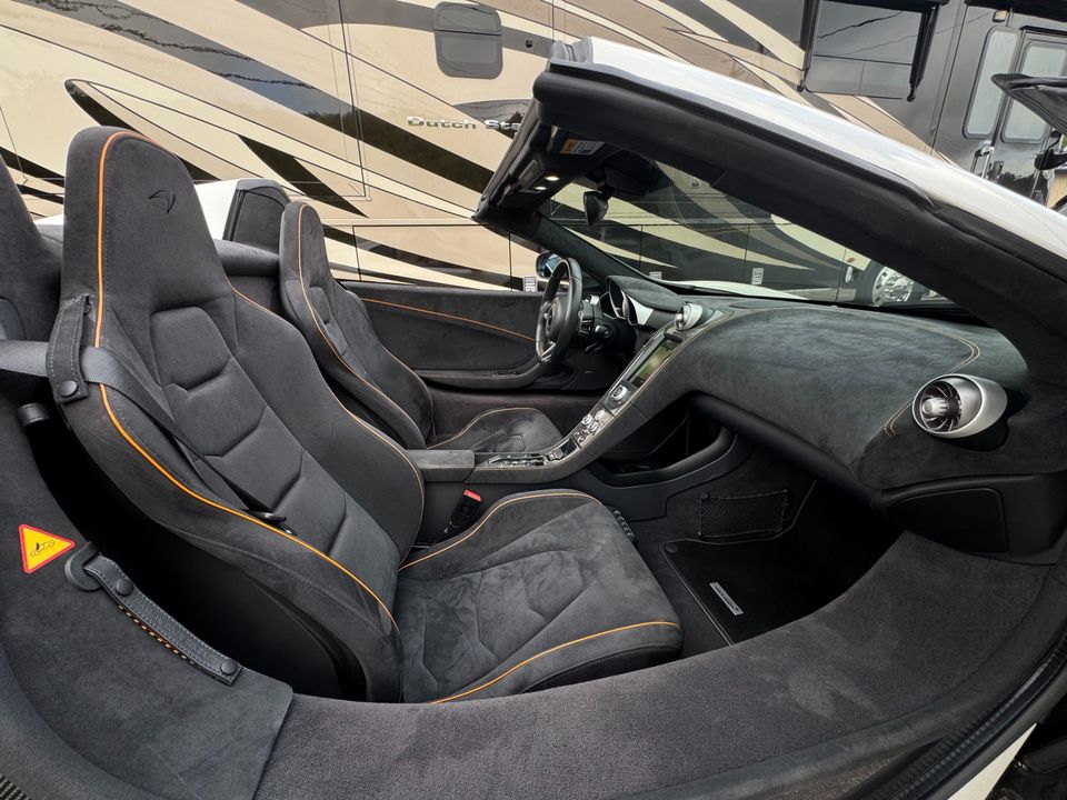 2016 McLaren 650S