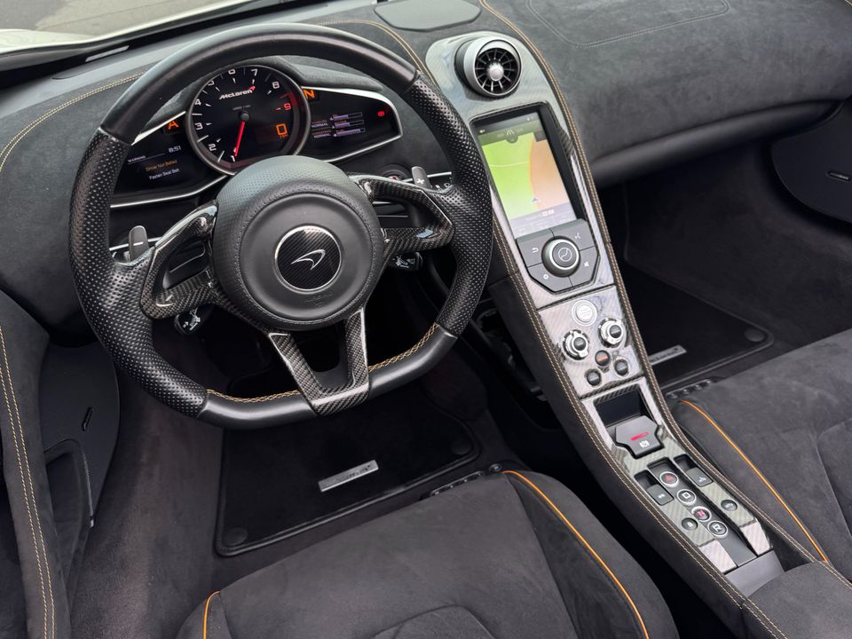 2016 McLaren 650S
