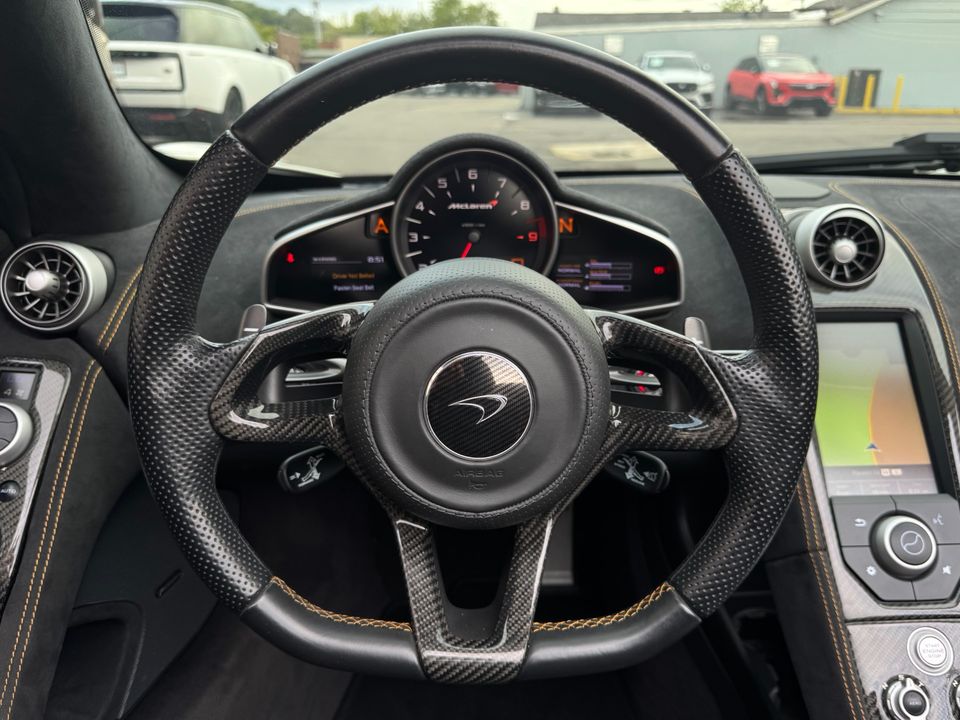 2016 McLaren 650S