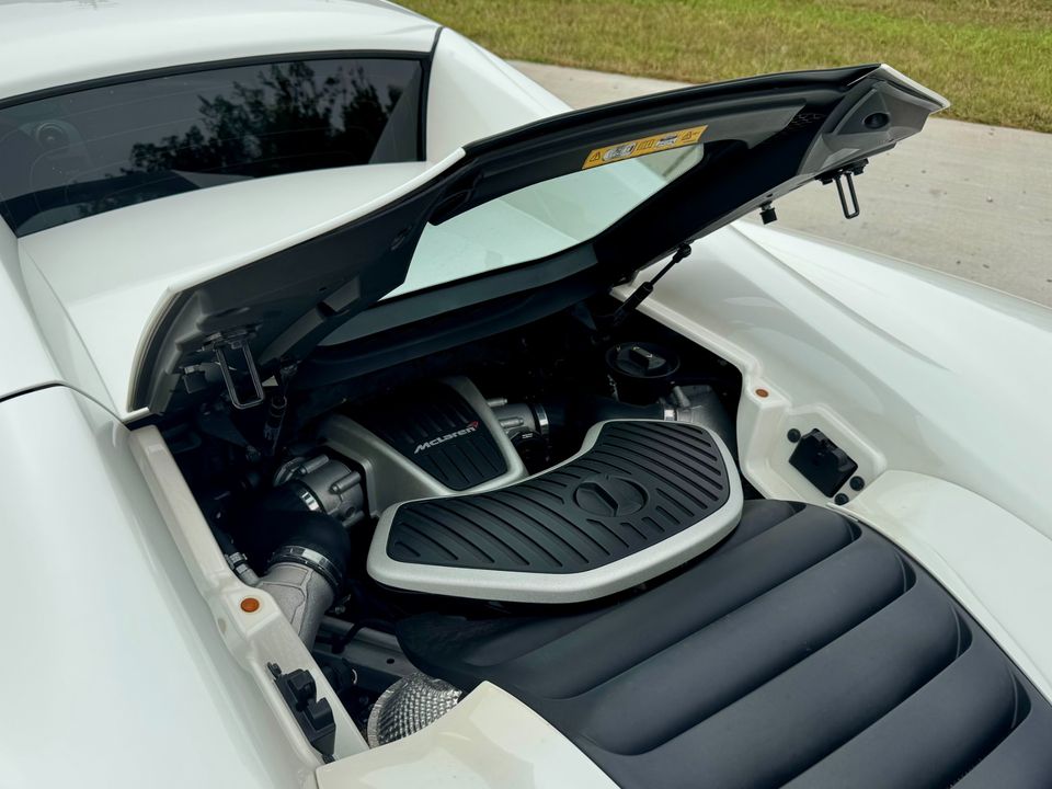 2016 McLaren 650S