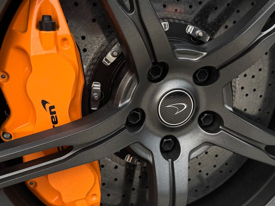 2016 McLaren 650S