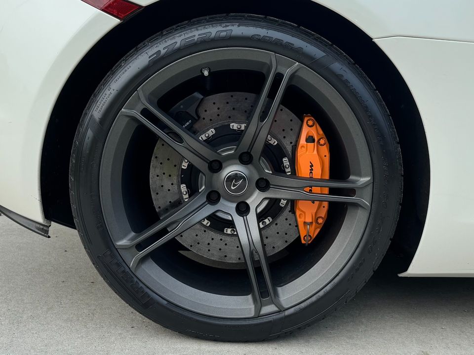 2016 McLaren 650S