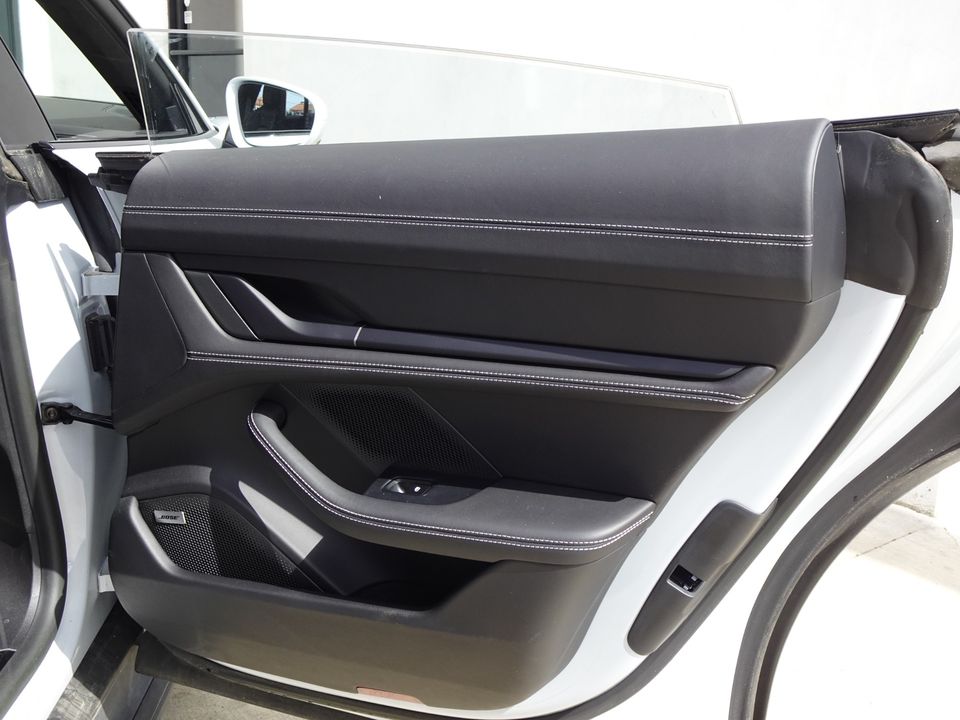 2024 Porsche Taycan