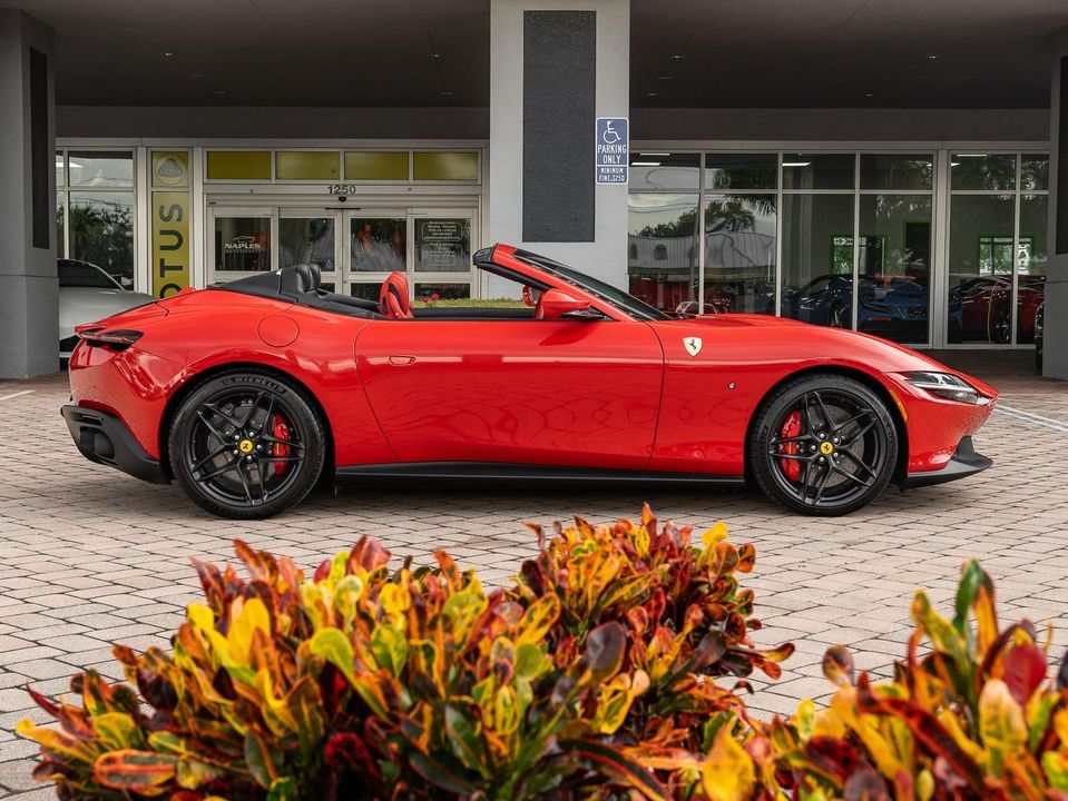 2024 Ferrari Roma Spider