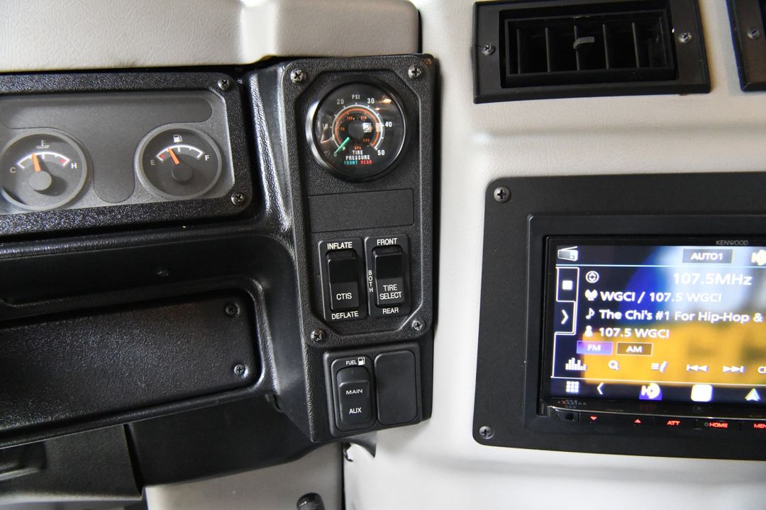 2002 HUMMER H1