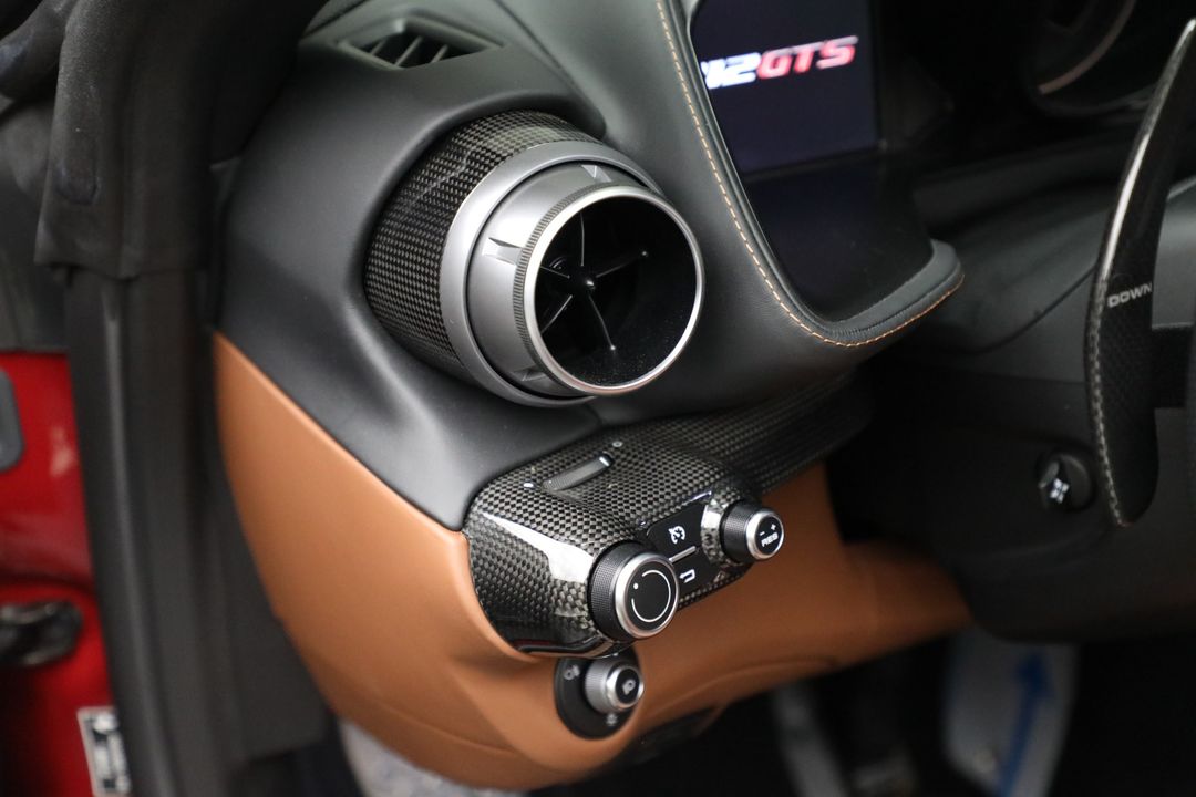 2022 Ferrari 812 GTS