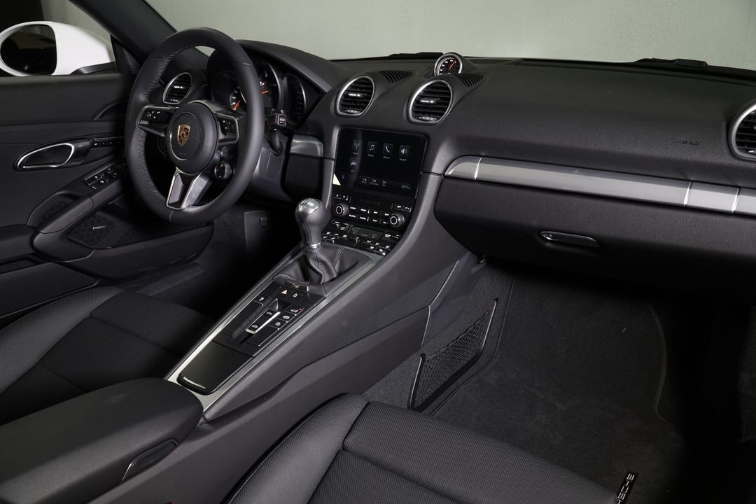 2025 Porsche 718 Boxster