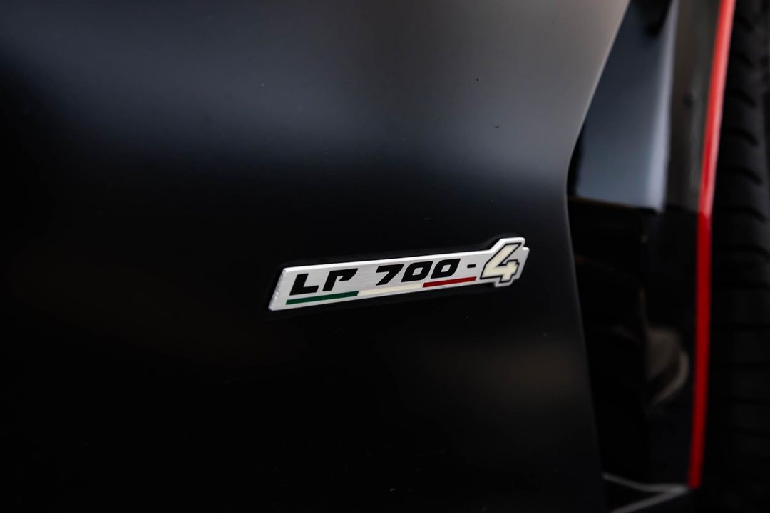 2016 Lamborghini Aventador