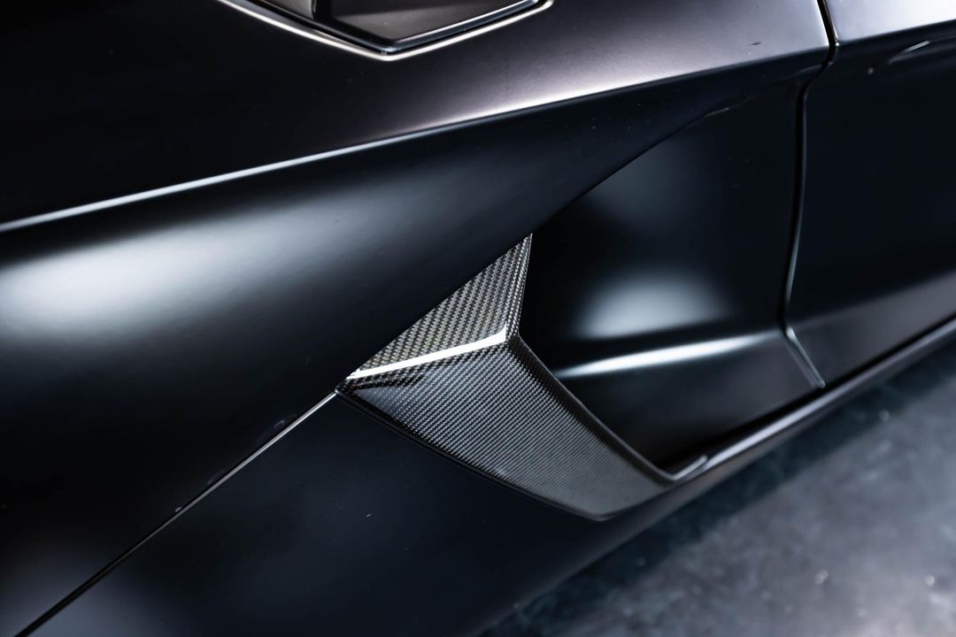 2016 Lamborghini Aventador