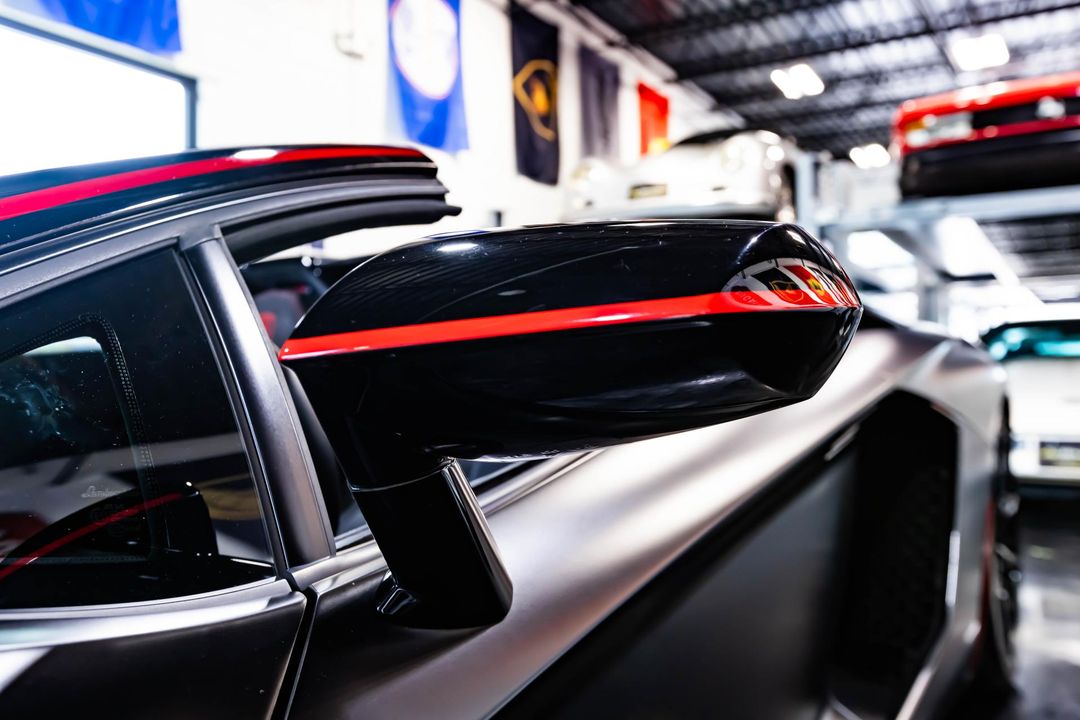 2016 Lamborghini Aventador