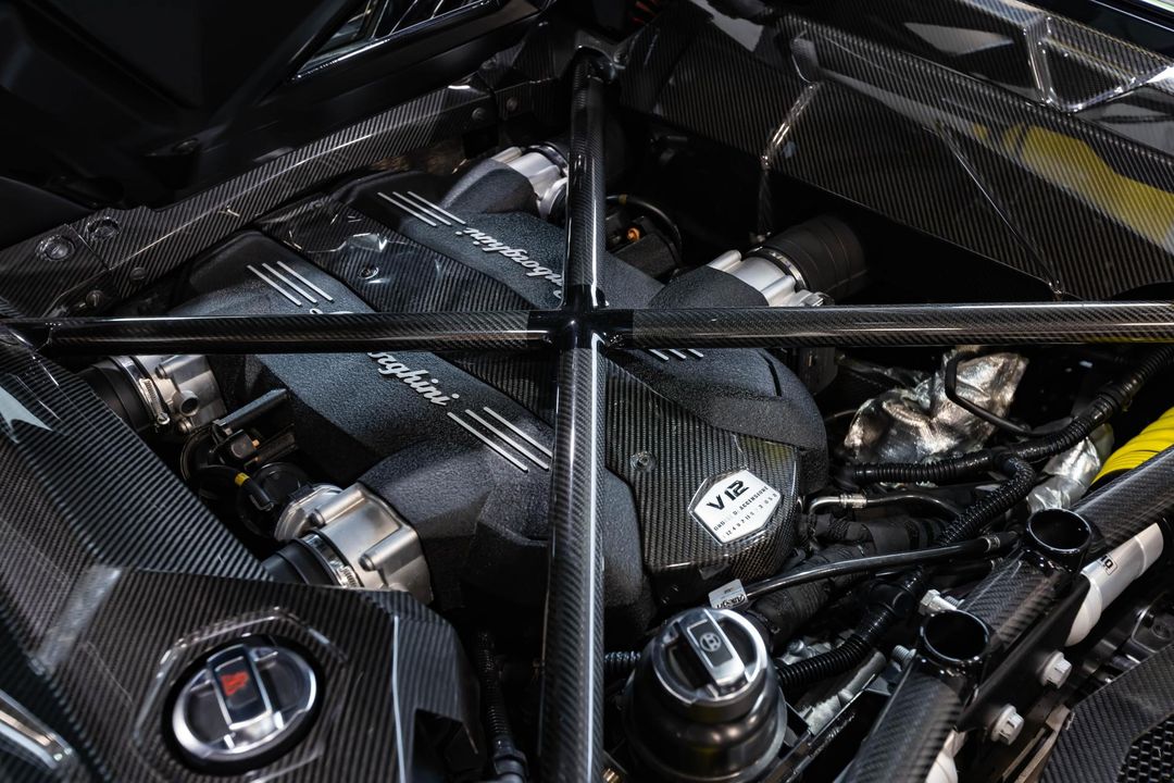 2016 Lamborghini Aventador