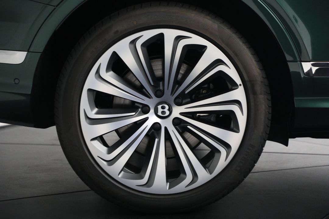 2025 Bentley Bentayga
